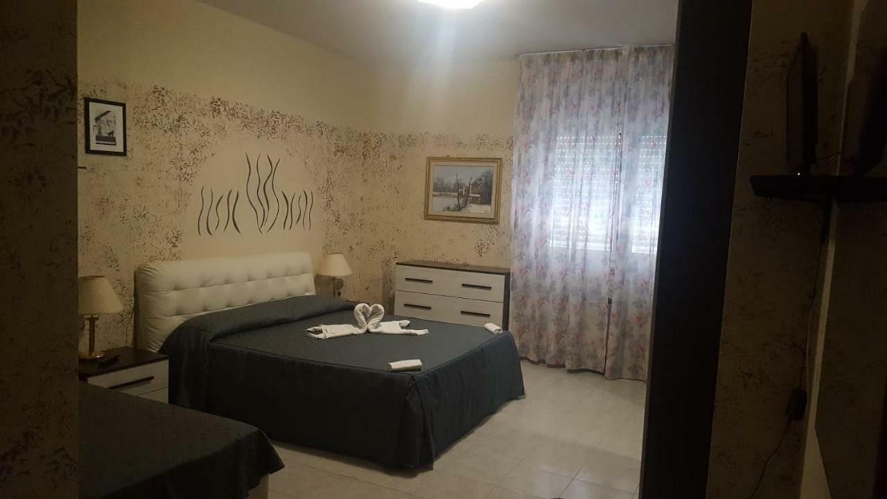Hotel Diamante Феррандіна Екстер'єр фото